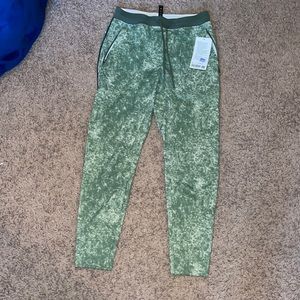 New, never worn, lulu lemon pants